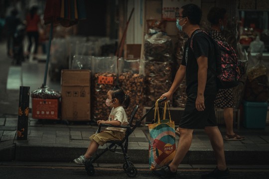 恋爱秘籍，解锁色彩情感视频的拍摄技巧